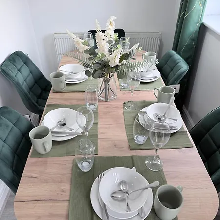 52 Ring Road 5 Shared House Cosy Leeds (West Yorkshire)