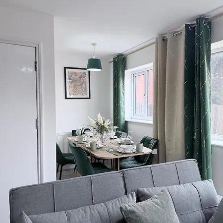 52 Ring Road 5 Shared House Cosy